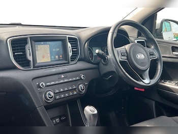 Used Kia Sportage 2018 for sale - 78802361: Photo