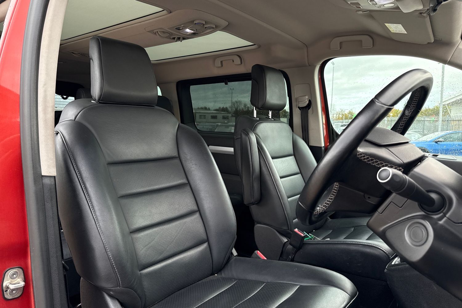 Used Peugeot Traveller 2018 for sale - 76264126: Photo 13