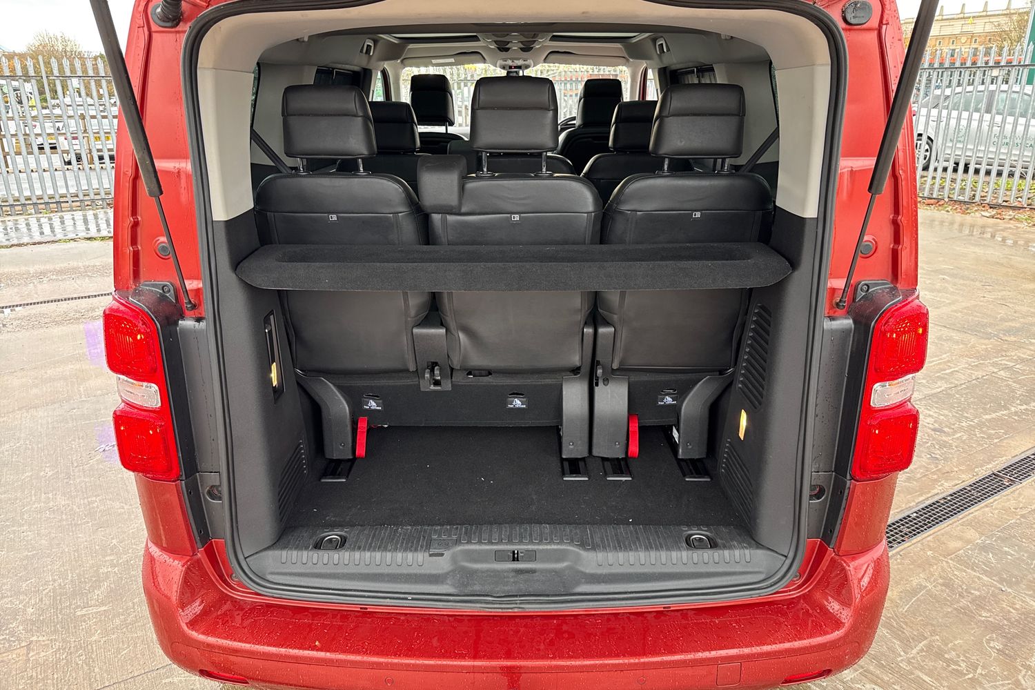 Used Peugeot Traveller 2018 for sale - 76264126: Photo 15