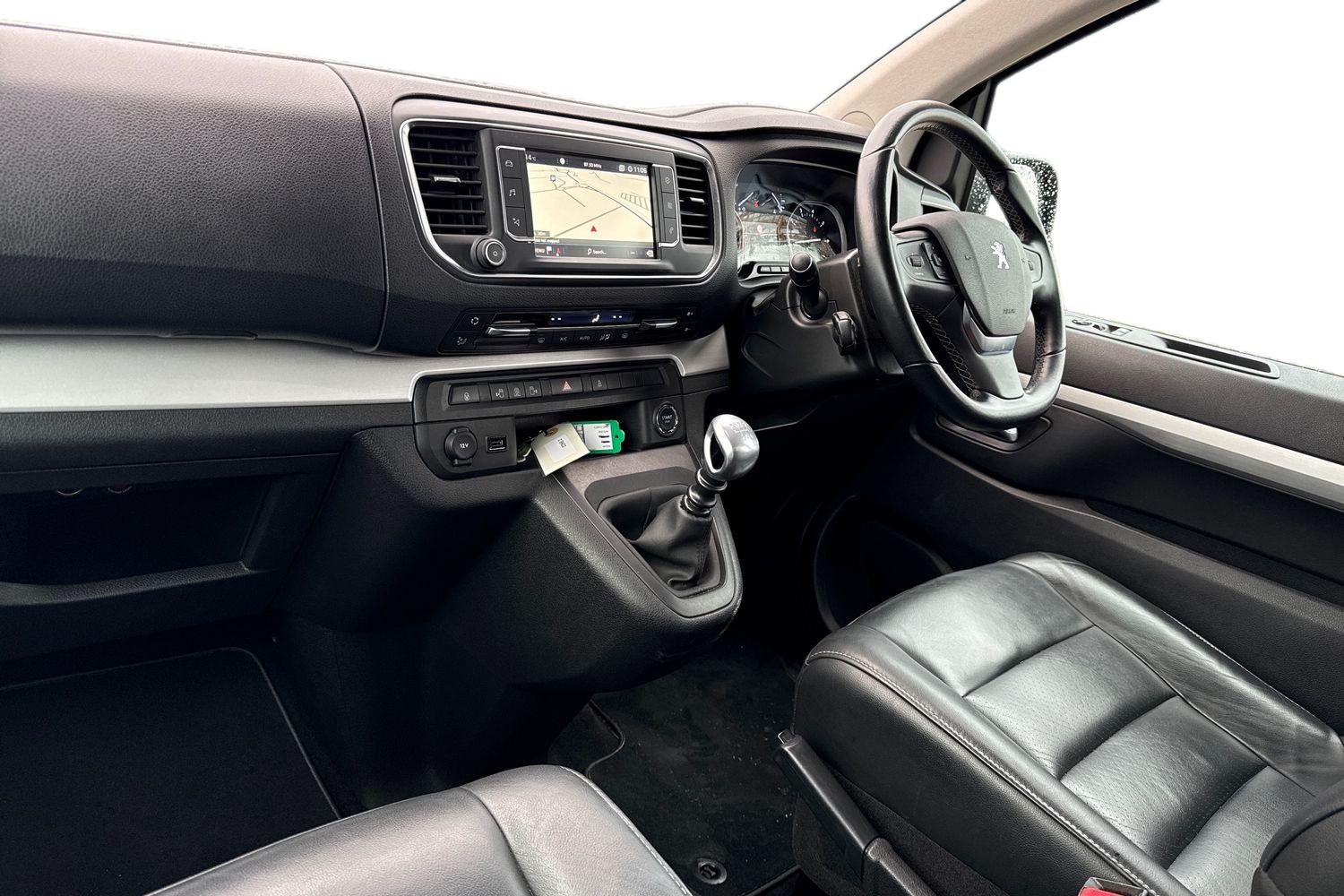 Used Peugeot Traveller 2018 for sale - 76264126: Photo 4