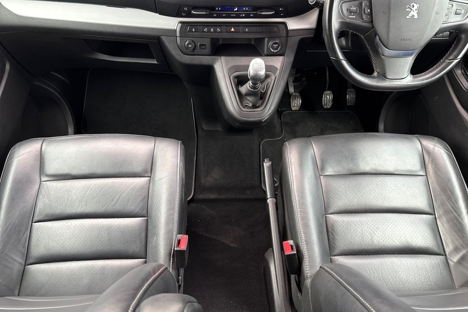 Used Peugeot Traveller 2018 for sale - 76264126: Photo 9