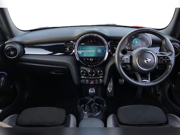 Used MINI Hatch 2021 for sale - 77444129: Photo