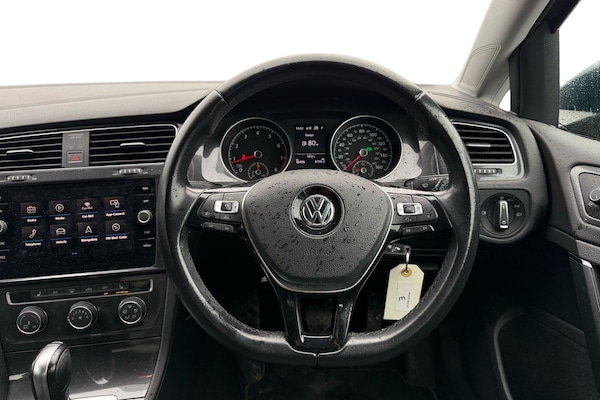 Used Volkswagen Golf 2017 for sale - 75582375: Photo 5