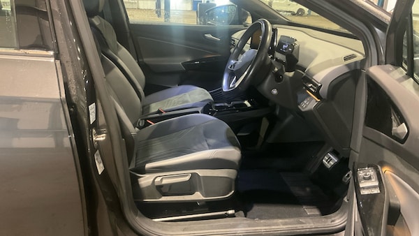 Used Volkswagen ID.4 2022 for sale - 76300138: Photo 3