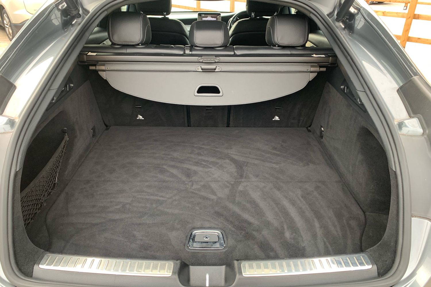 Used Mercedes-Benz GLC 2018 for sale - 75913001: Photo 16