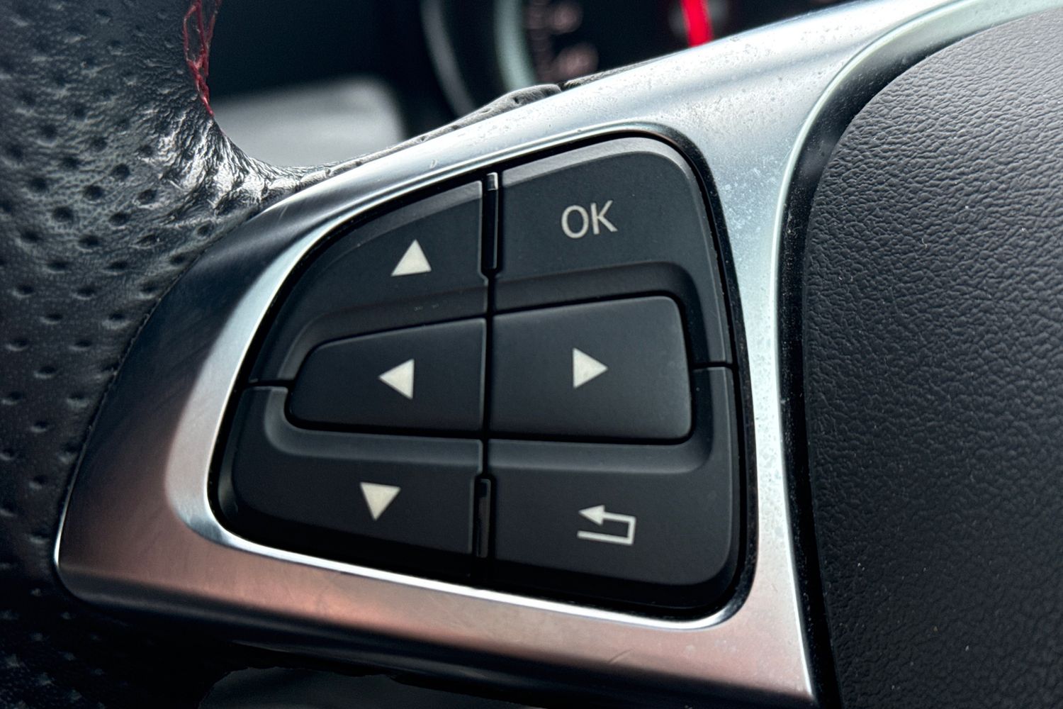 Used Mercedes-Benz GLA 2017 for sale - 76972832: Photo 13