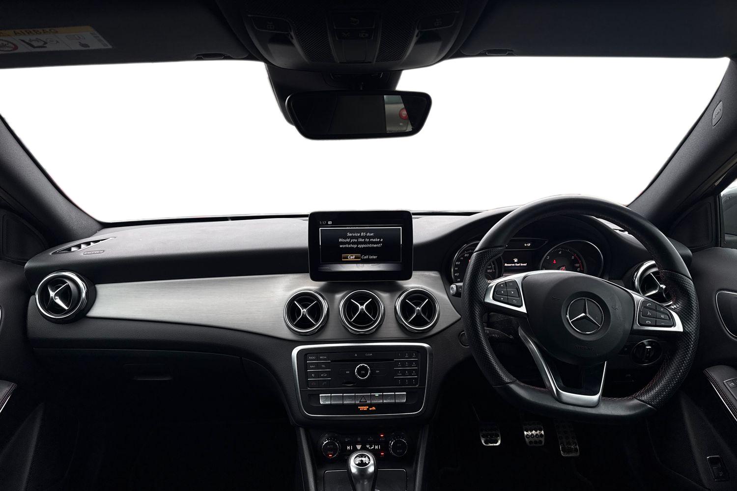 Used Mercedes-Benz GLA 2017 for sale - 76972832: Photo 3