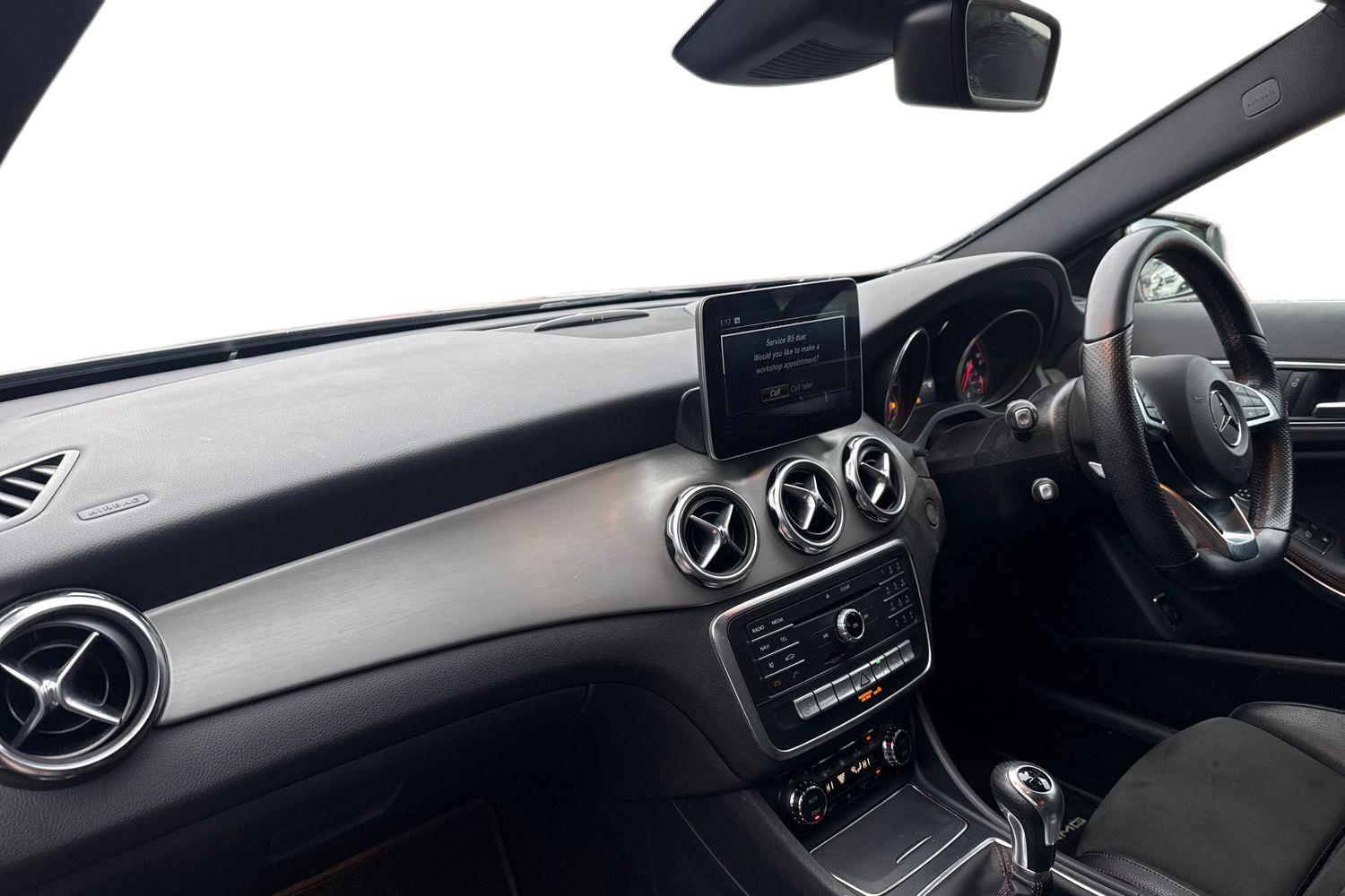 Used Mercedes-Benz GLA 2017 for sale - 76972832: Photo 4