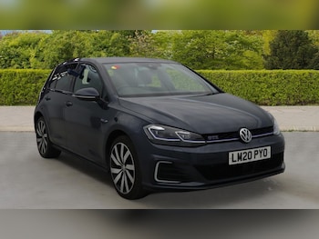 Used Volkswagen Golf 2020 for sale - 78554614: Photo