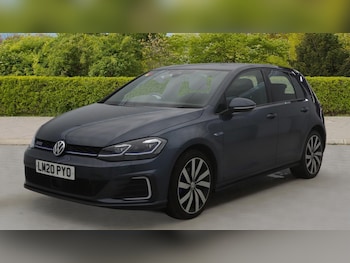 Used Volkswagen Golf 2020 for sale - 78554614: Photo