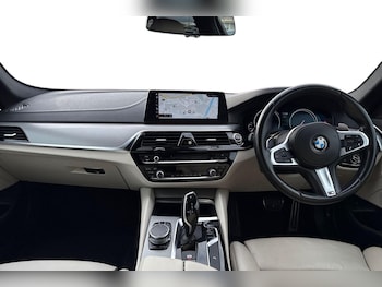 Used BMW 5 Series 2018 for sale - 77257792: Photo