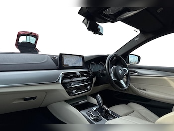 Used BMW 5 Series 2018 for sale - 77257792: Photo