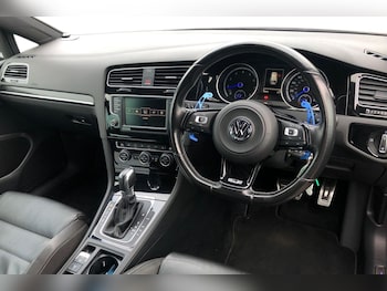 Used Volkswagen Golf 2015 for sale - 76972858: Photo