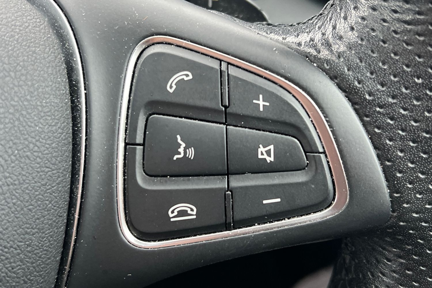 Used Mercedes-Benz GLC 2018 for sale - 76739503: Photo 14