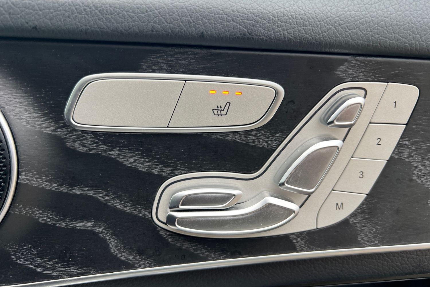 Used Mercedes-Benz GLC 2018 for sale - 76739503: Photo 19