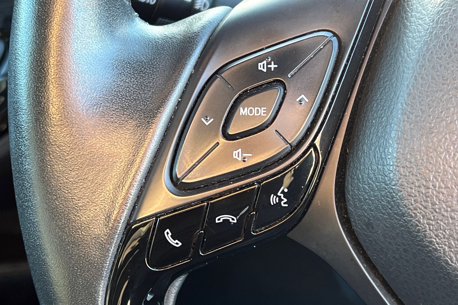 Used Toyota C-HR 2020 for sale - 76711843: Photo 13