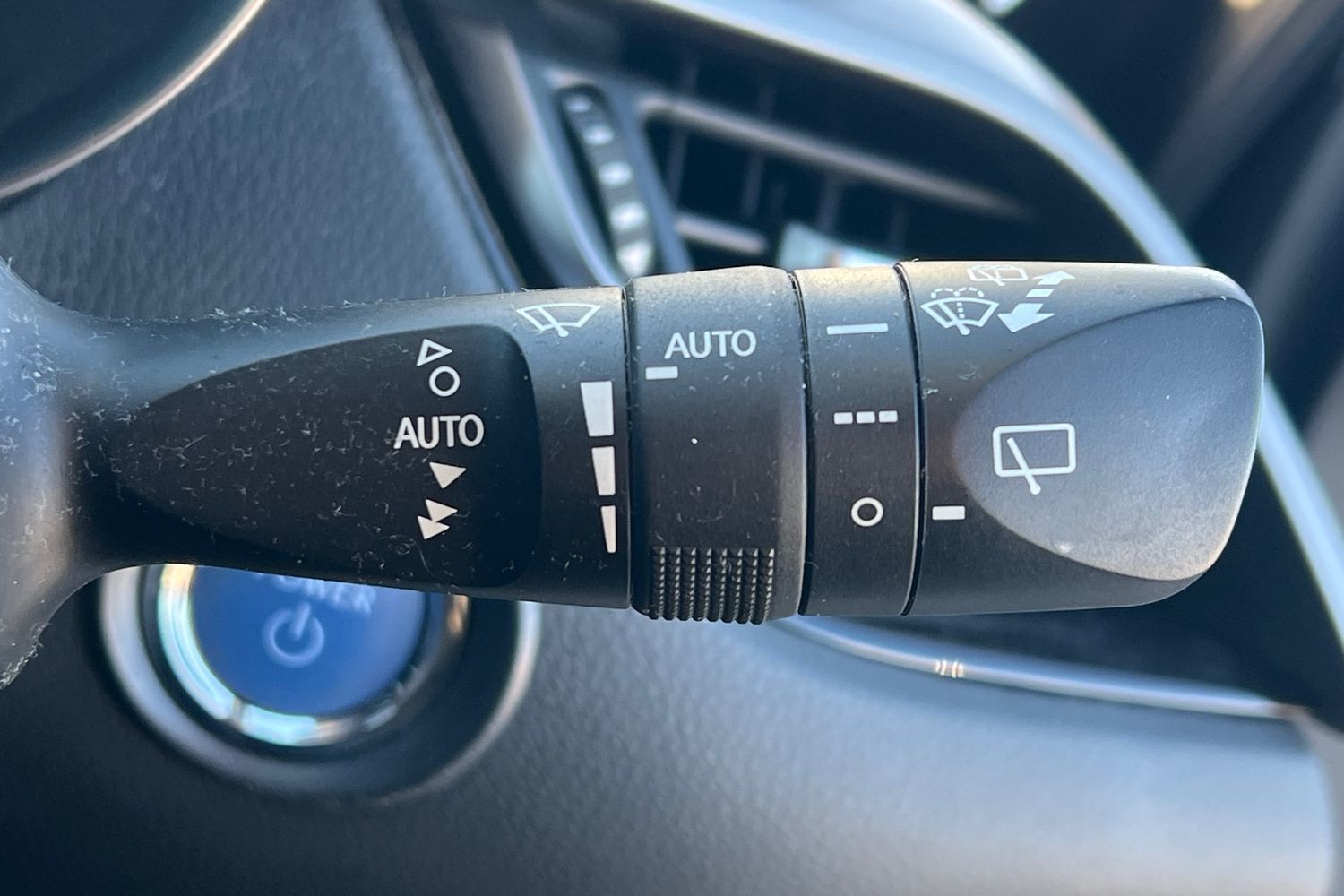 Used Toyota C-HR 2020 for sale - 76711843: Photo 16