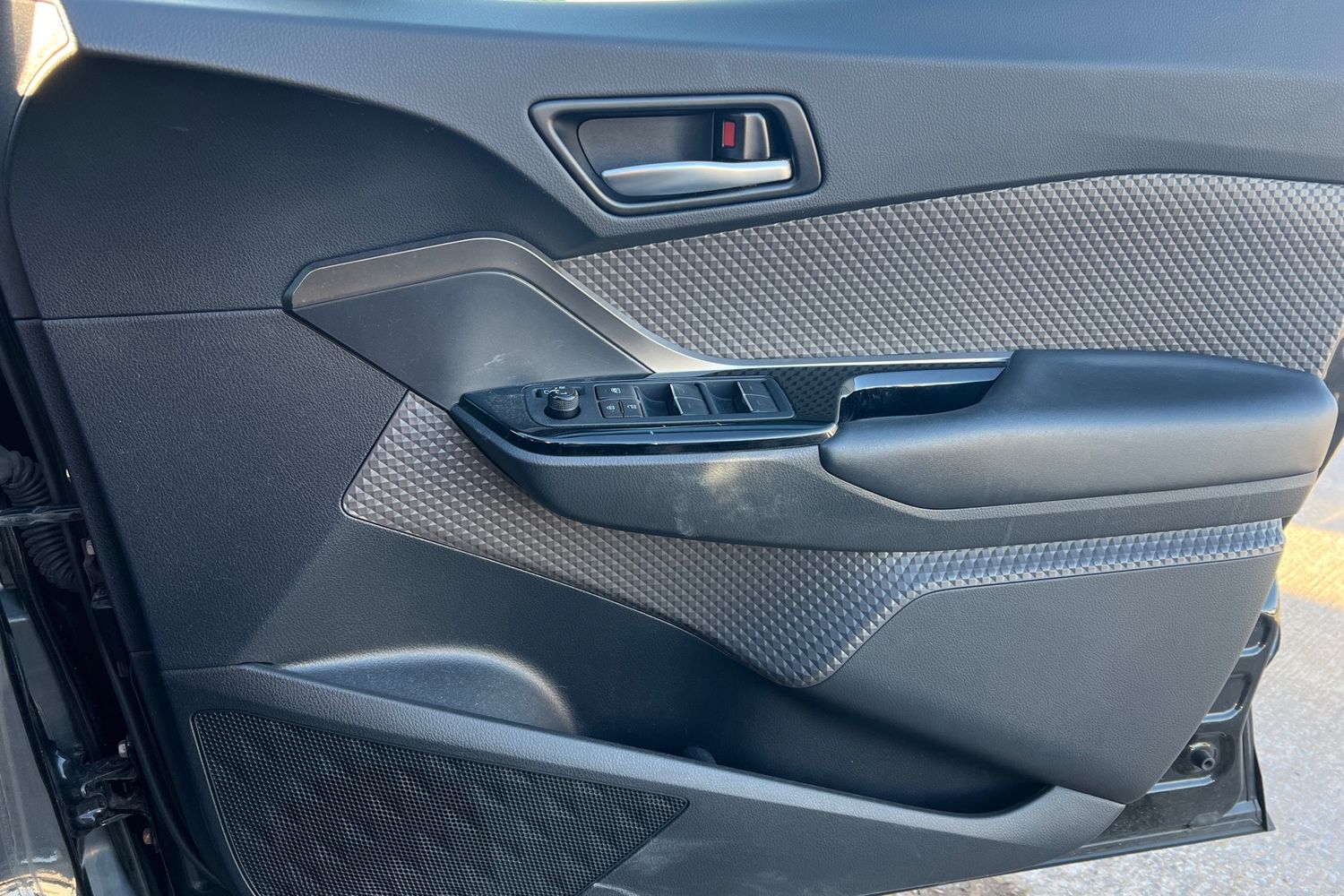 Used Toyota C-HR 2020 for sale - 76711843: Photo 18