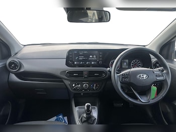 Used Hyundai i10 2021 for sale - 75962550: Photo