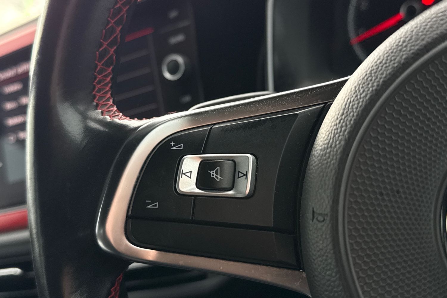 Used Volkswagen Polo 2020 for sale - 77787534: Photo 9