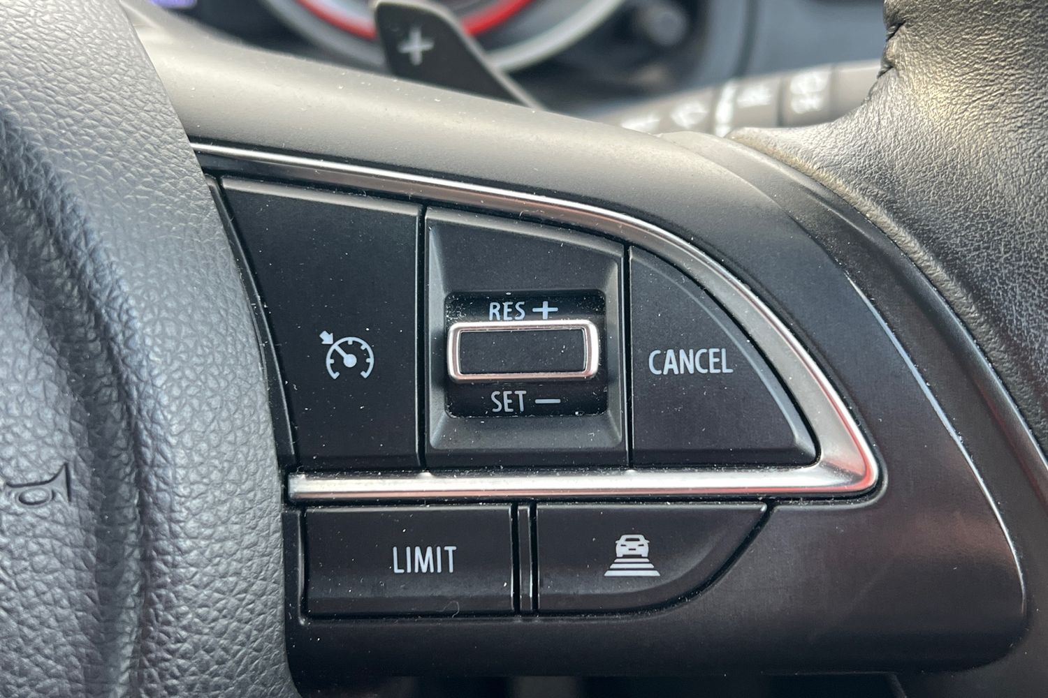 Used Suzuki Swift 2018 for sale - 76649322: Photo 11