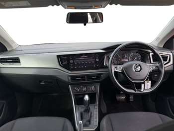 Used Volkswagen Polo 2018 for sale - 74866969: Photo