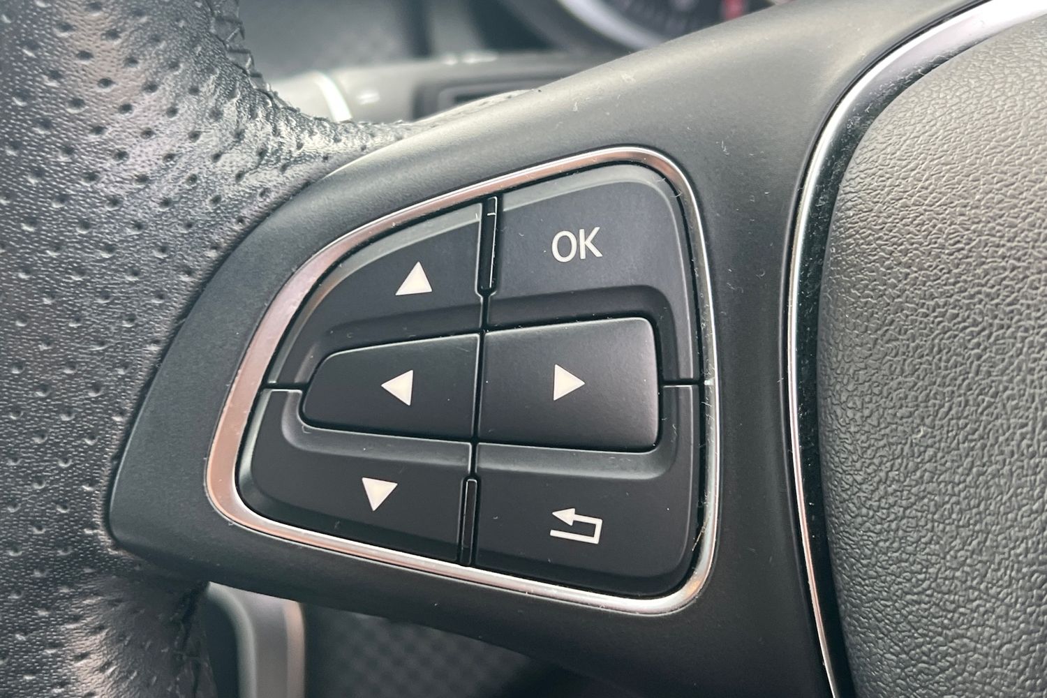 Used Mercedes-Benz A-Class 2017 for sale - 78070065: Photo 12