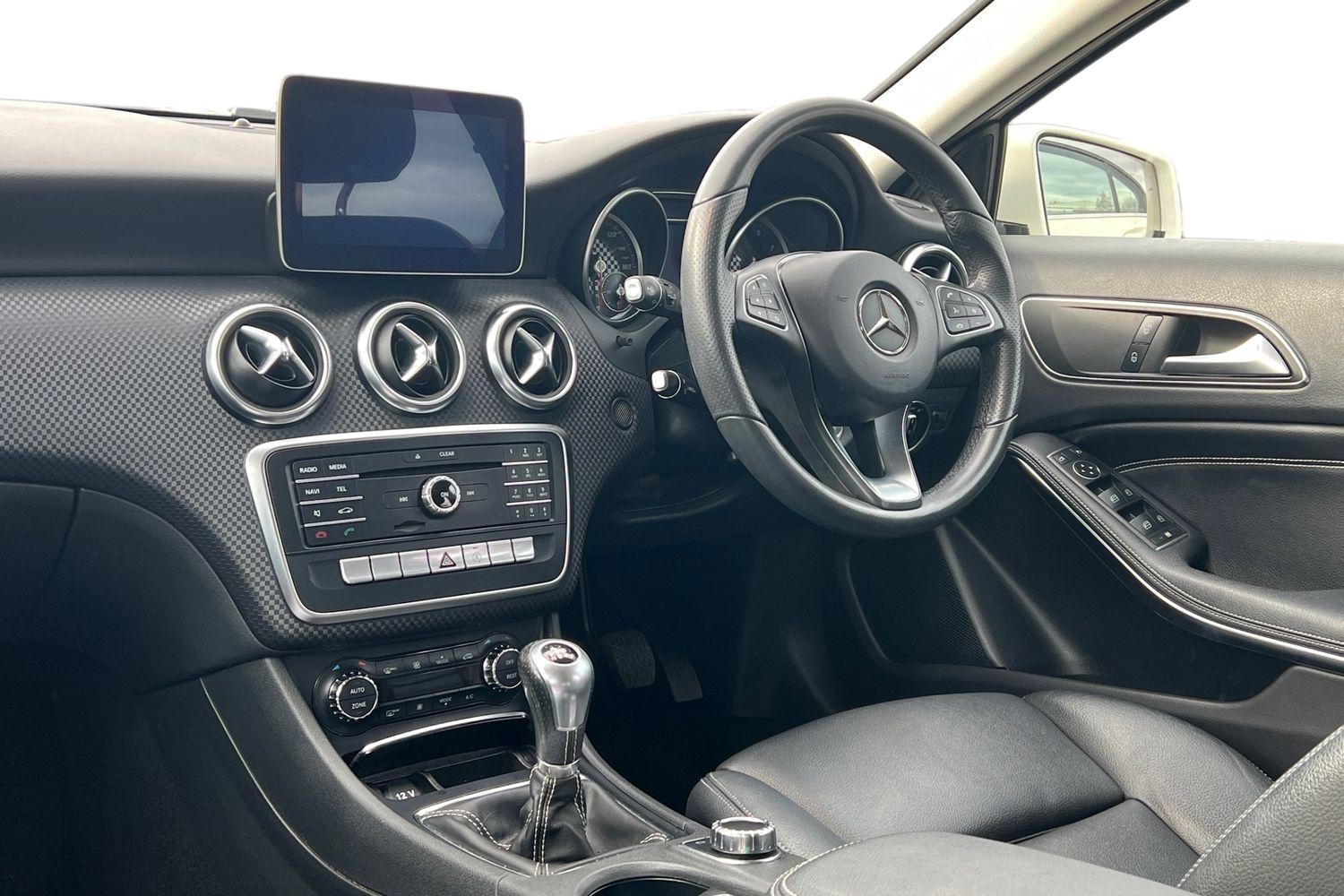 Used Mercedes-Benz A-Class 2017 for sale - 78070065: Photo 4