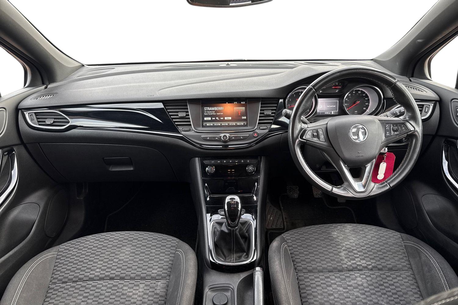 Used Vauxhall Astra 2017 for sale - 76654515: Photo 3