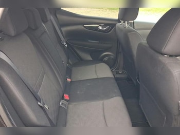 Used Nissan Qashqai 2017 for sale - 78526118: Photo