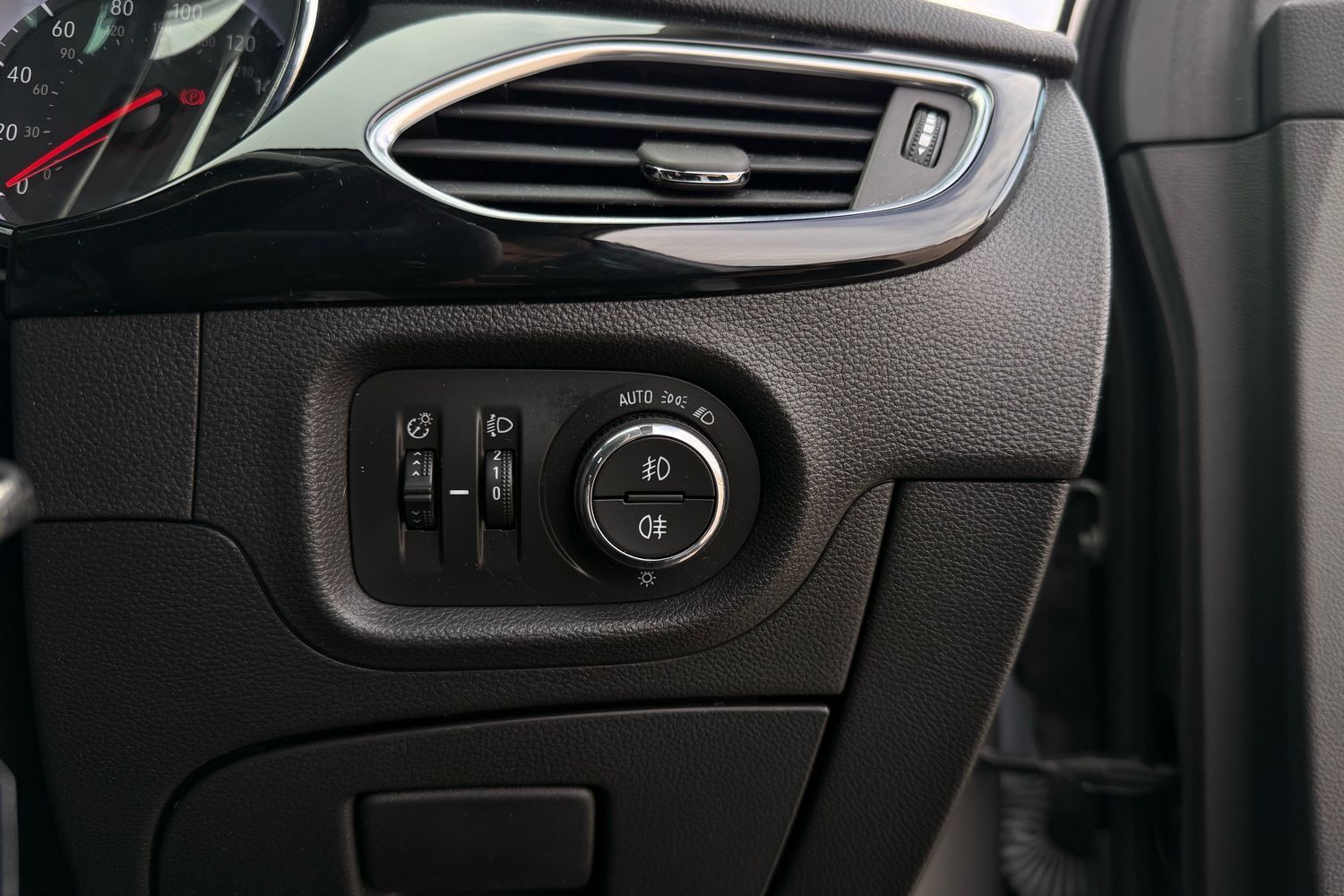 Used Vauxhall Astra 2021 for sale - 75825061: Photo 11