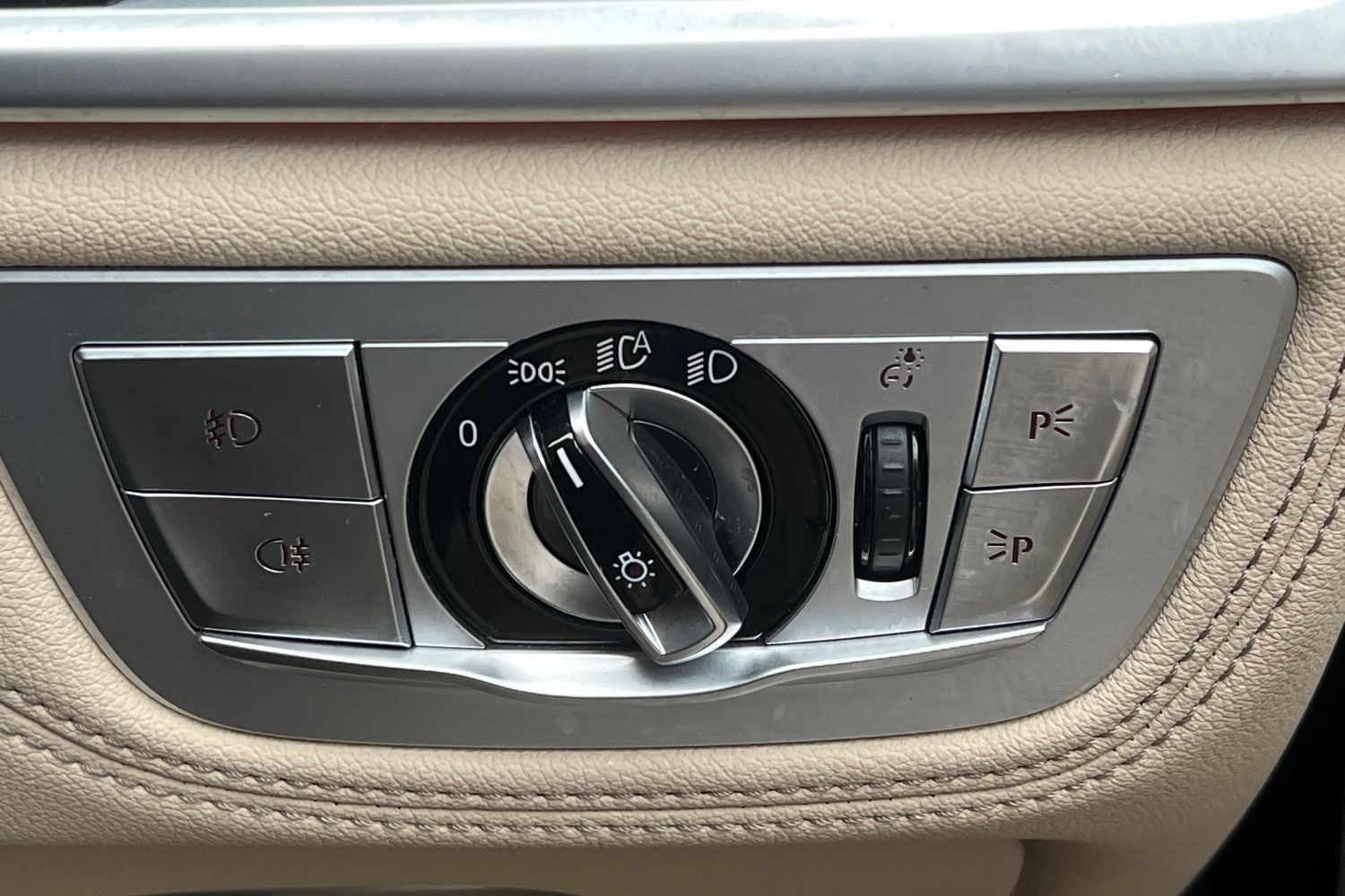 Used BMW 7 Series 2018 for sale - 76569428: Photo 23