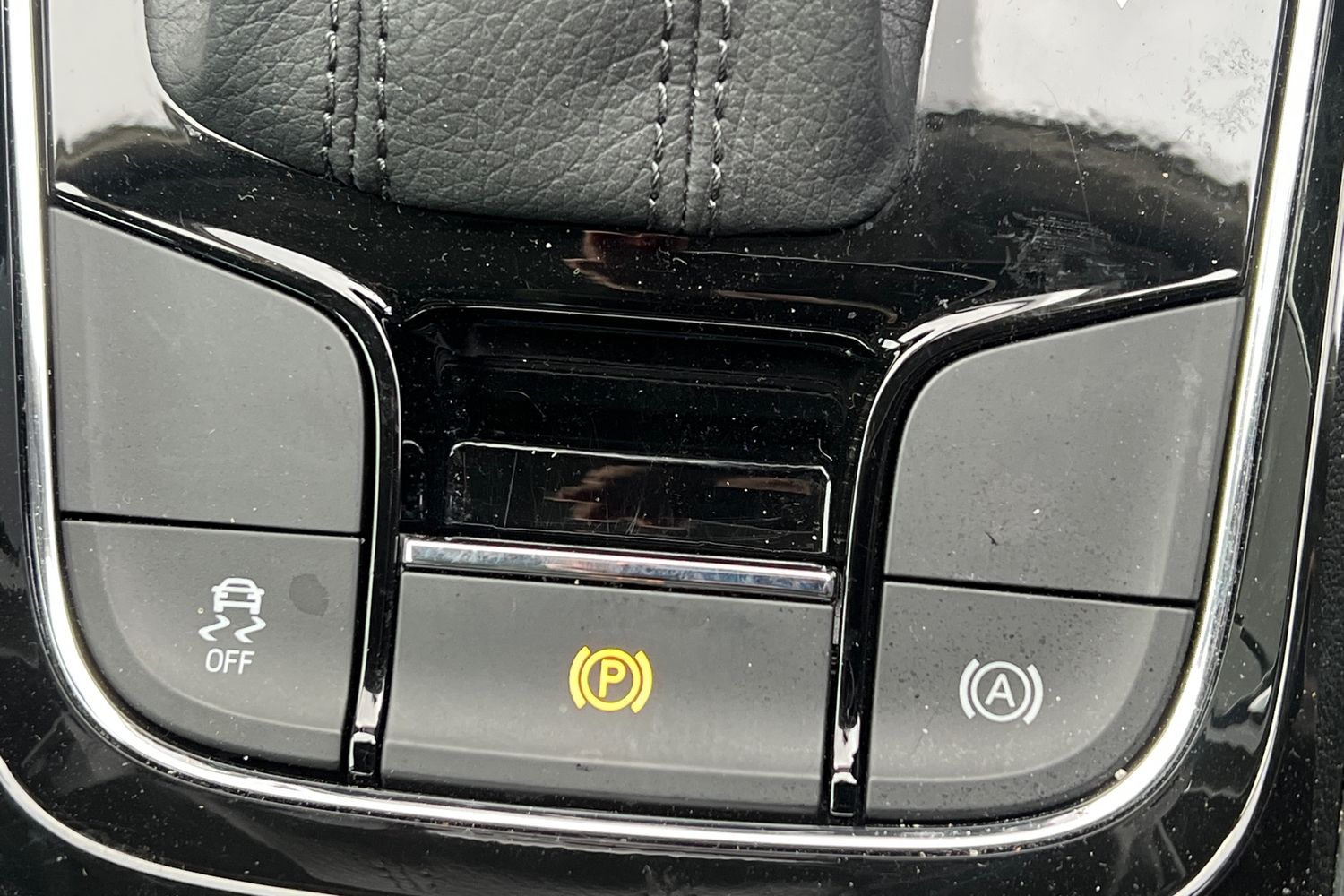 Used Skoda Karoq 2018 for sale - 76685660: Photo 12