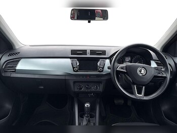 Used Skoda Fabia 2018 for sale - 77527443: Photo