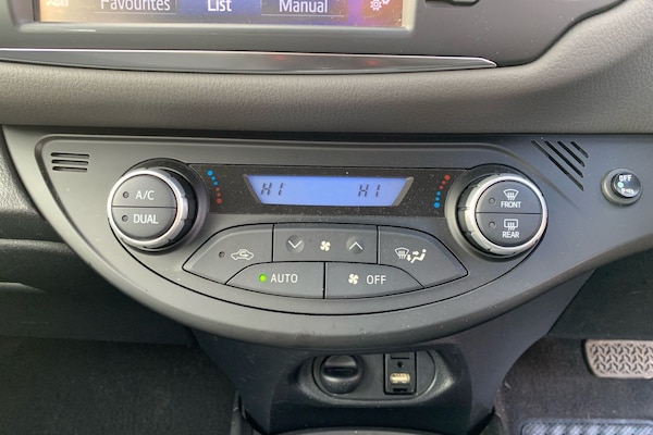 Used Toyota Yaris 2018 for sale - 75804383: Photo 6