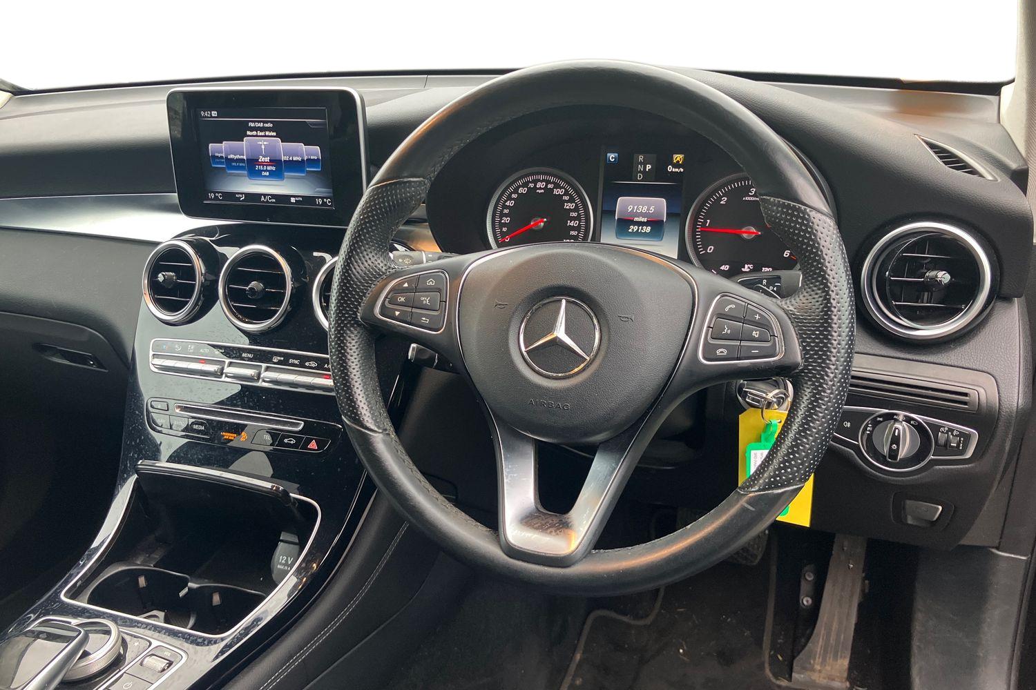 Used Mercedes-Benz GLC 2016 for sale - 77849244: Photo 3