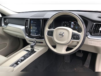 Used Volvo XC60 2019 for sale - 78177699: Photo