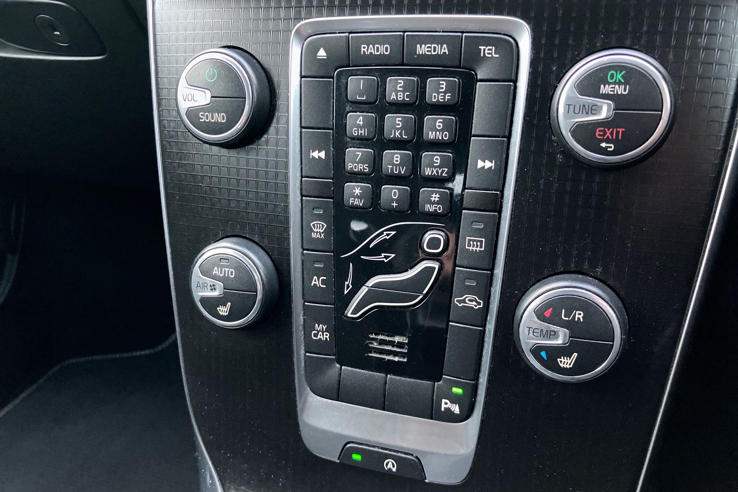 Used Volvo V40 2019 for sale - 77546576: Photo 9