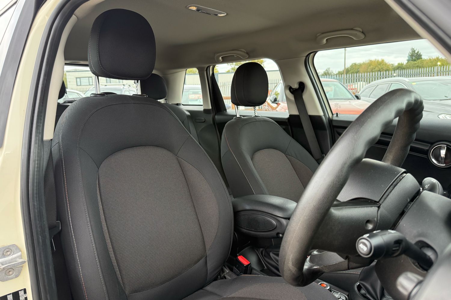 Used MINI Hatch 2019 for sale - 75863028: Photo 13