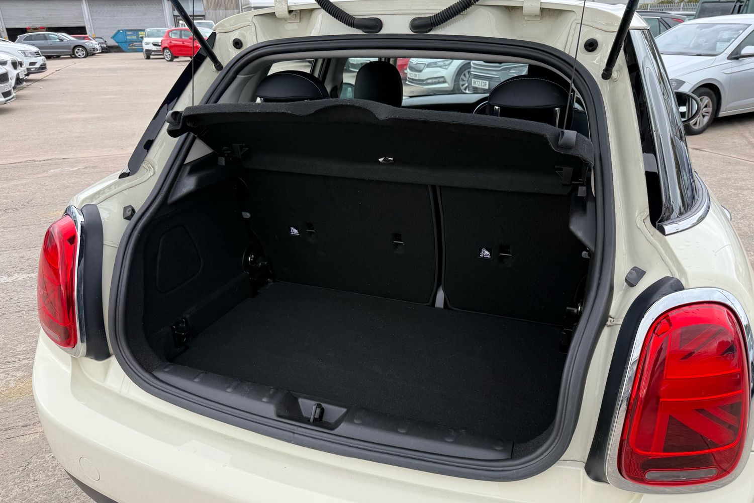 Used MINI Hatch 2019 for sale - 75863028: Photo 15
