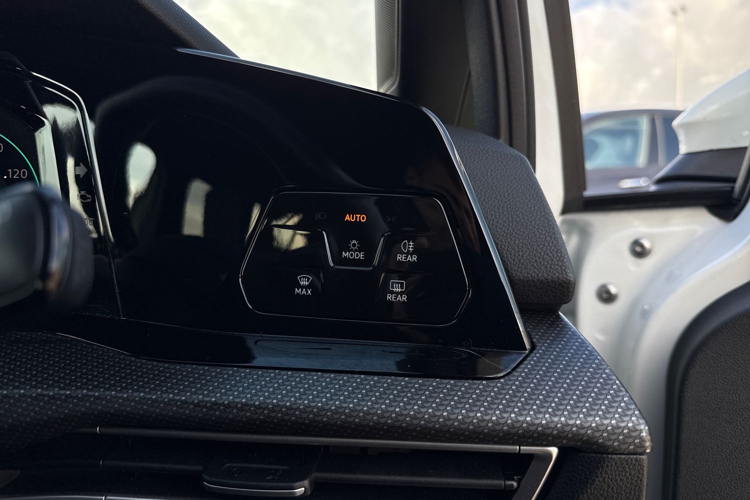 Used Volkswagen Golf 2020 for sale - 76382820: Photo 11