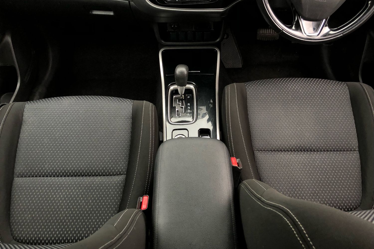 Used Mitsubishi Outlander 2018 for sale - 75825047: Photo 9