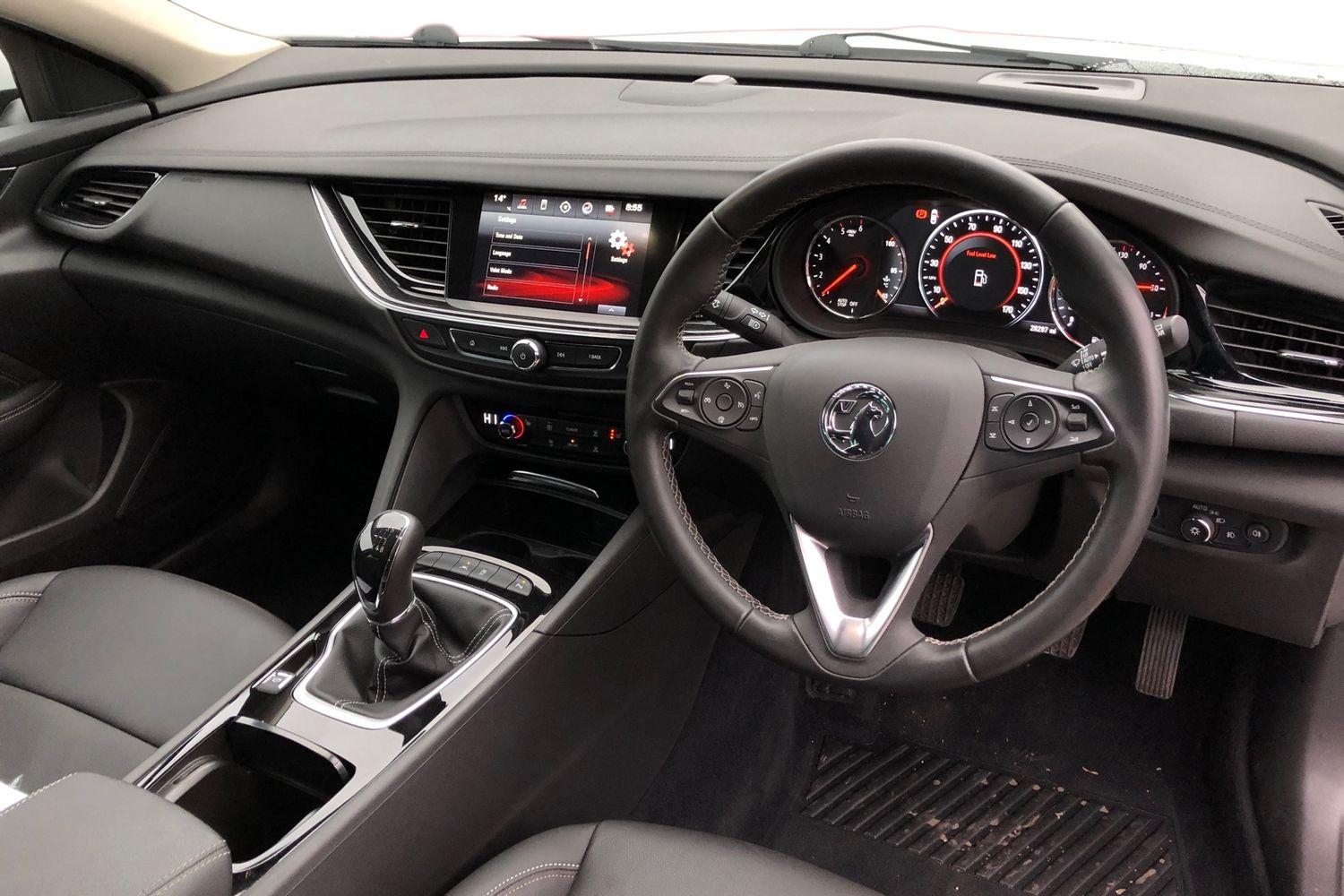 Used Vauxhall Insignia 2017 for sale - 76411534: Photo 3