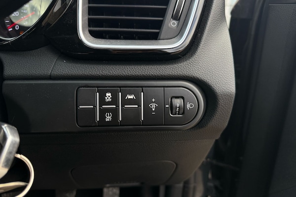 Used Kia Ceed 2023 for sale - 75574763: Photo 11