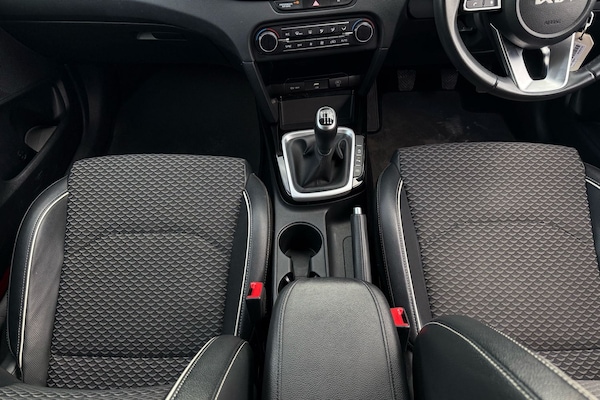 Used Kia Ceed 2023 for sale - 75574763: Photo 9