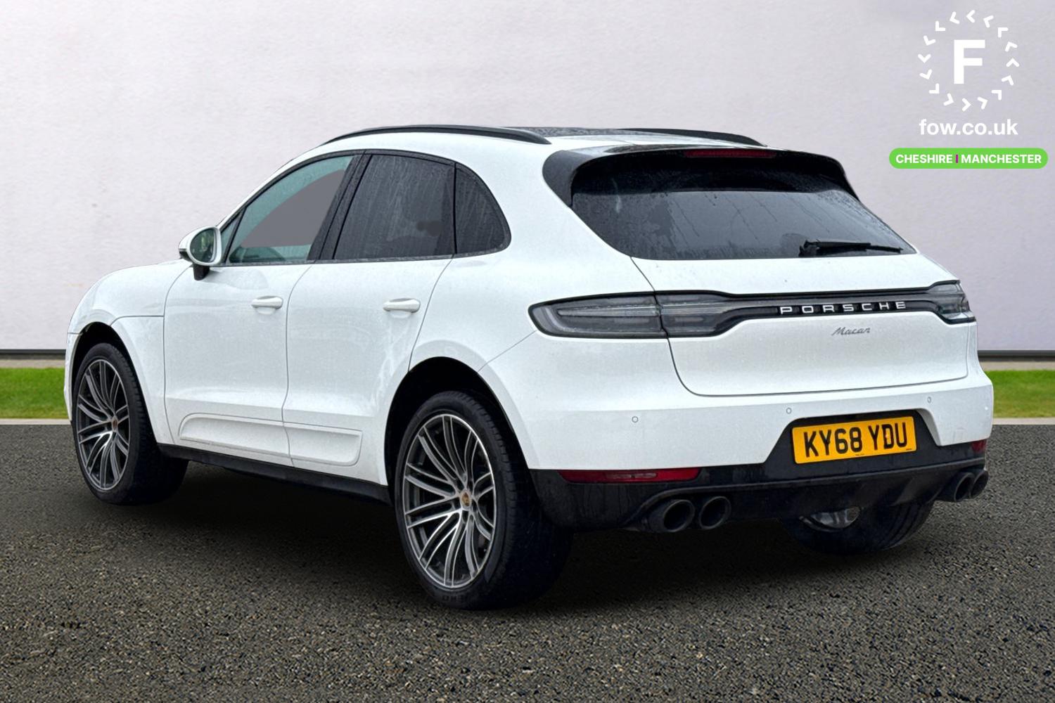 Used Porsche Macan 2018 for sale - 76128344: Photo 2