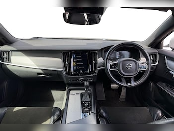 Used Volvo S90 2018 for sale - 75381396: Photo