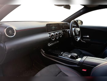 Used Mercedes-Benz A-Class 2020 for sale - 76197664: Photo 4