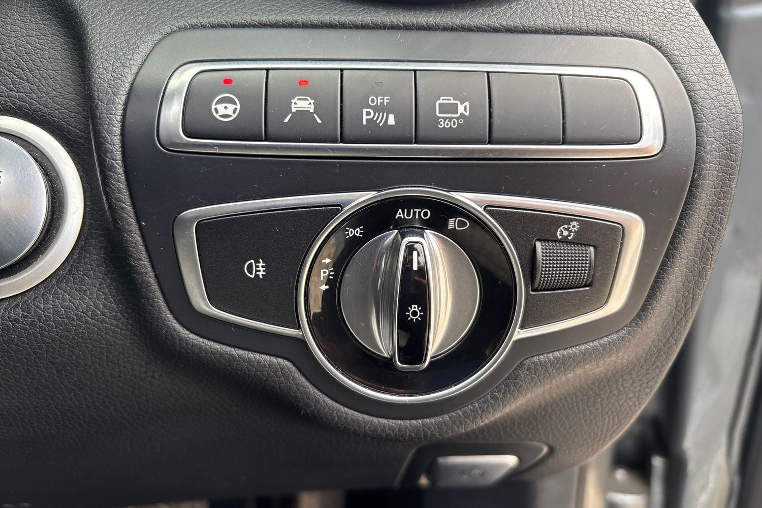 Used Mercedes-Benz C Class 2016 for sale - 77527680: Photo 11