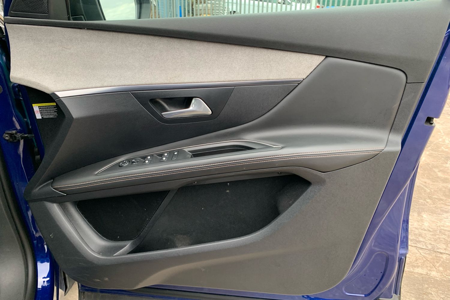 Used Peugeot 3008 2017 for sale - 76267890: Photo 12